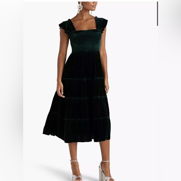 Hill House Dark Green Velvet Dress - Picture 1 of 3